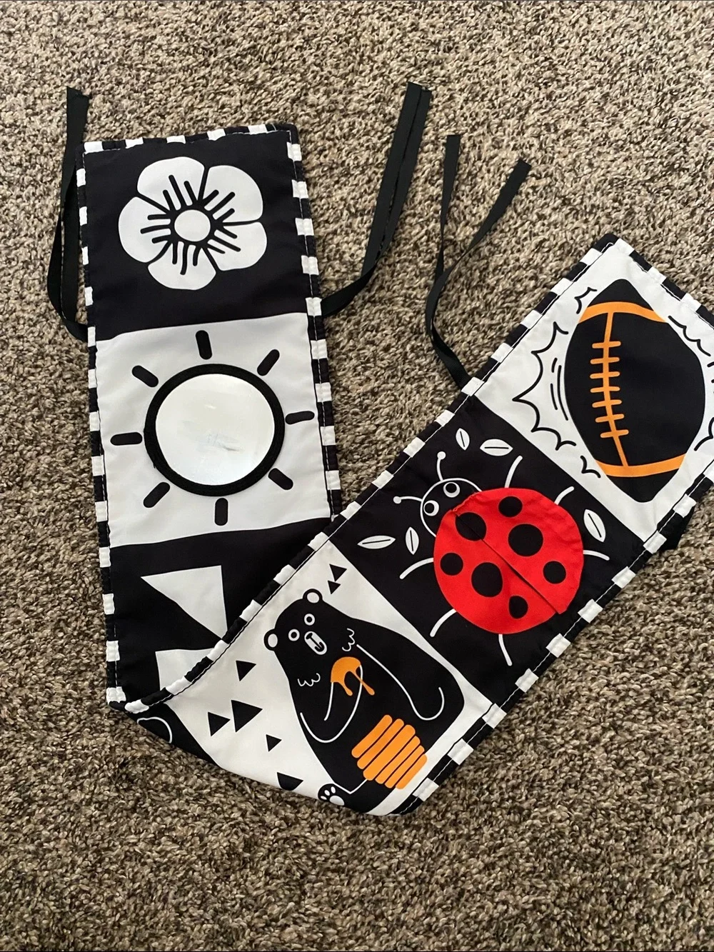 Contrast banner infant toy